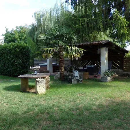 招待所 D'hotes Du Domaine Capiet