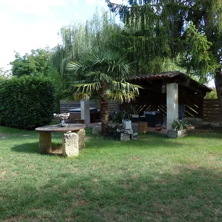 D'hotes Du Domaine Capiet * Courpiac